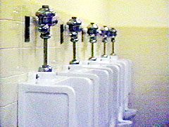 5 Urinals